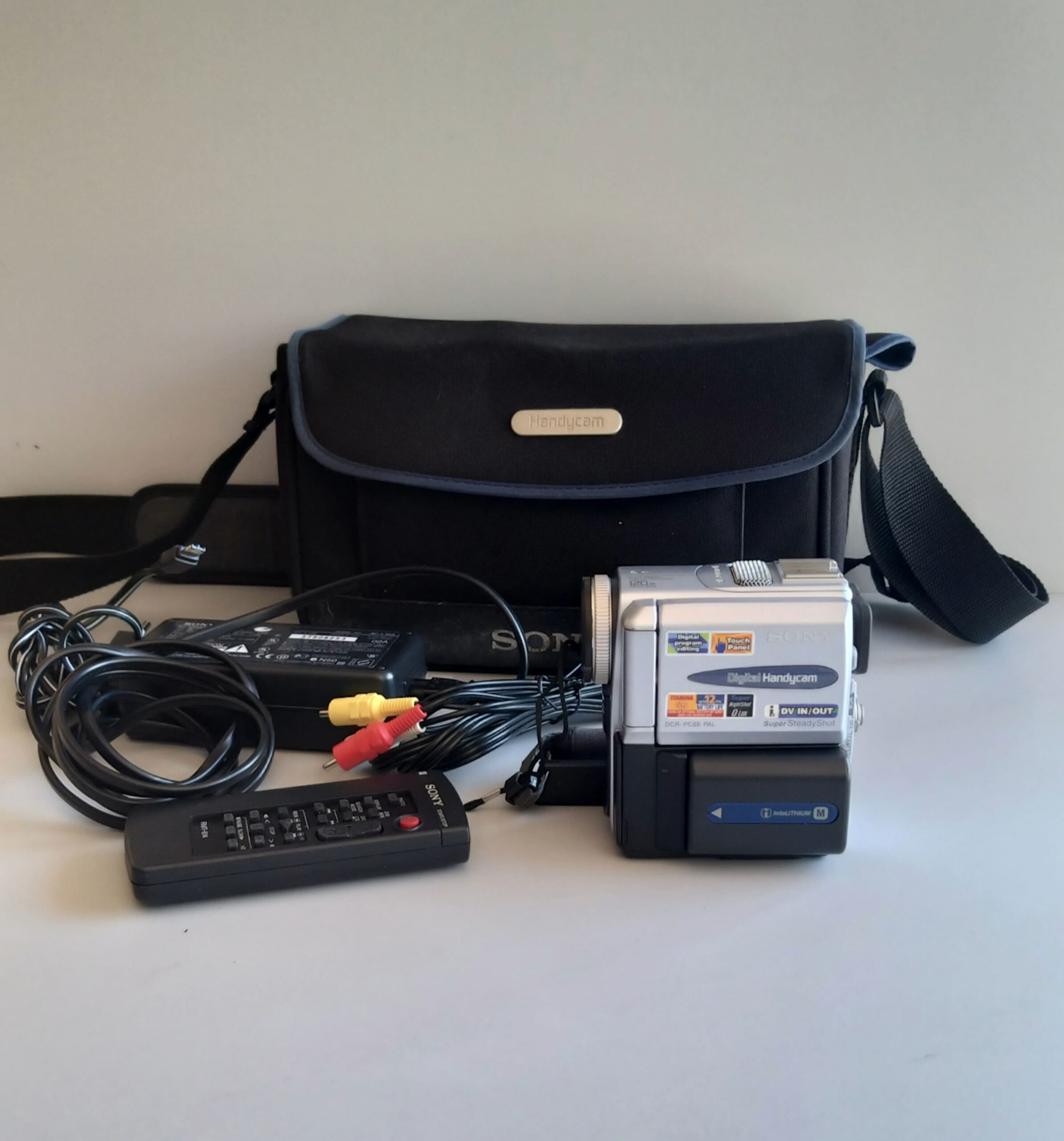 SONY MINI VIDEOCAMERA DCR PC8E