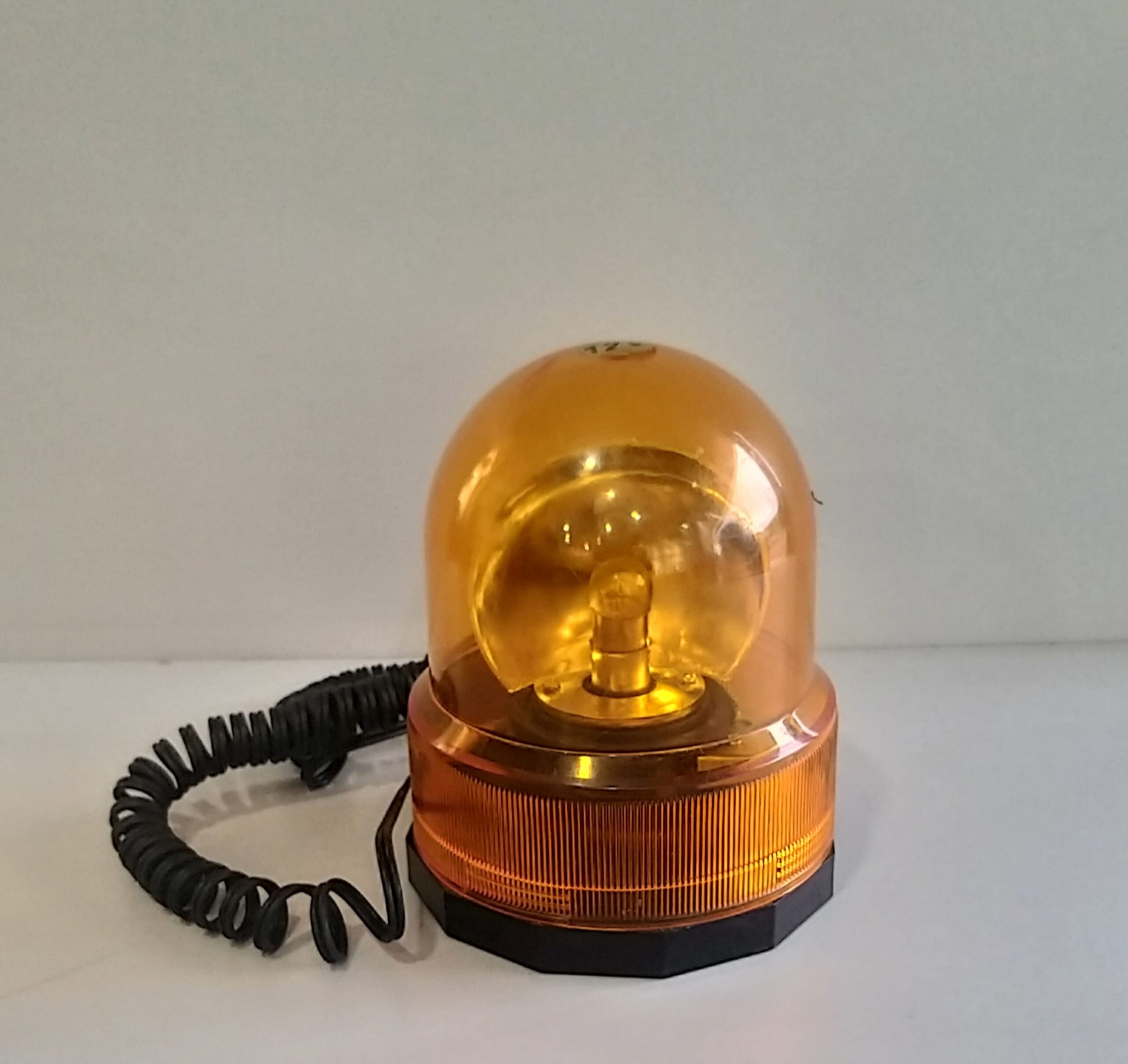 LAMPEGGIANTE GIALLO