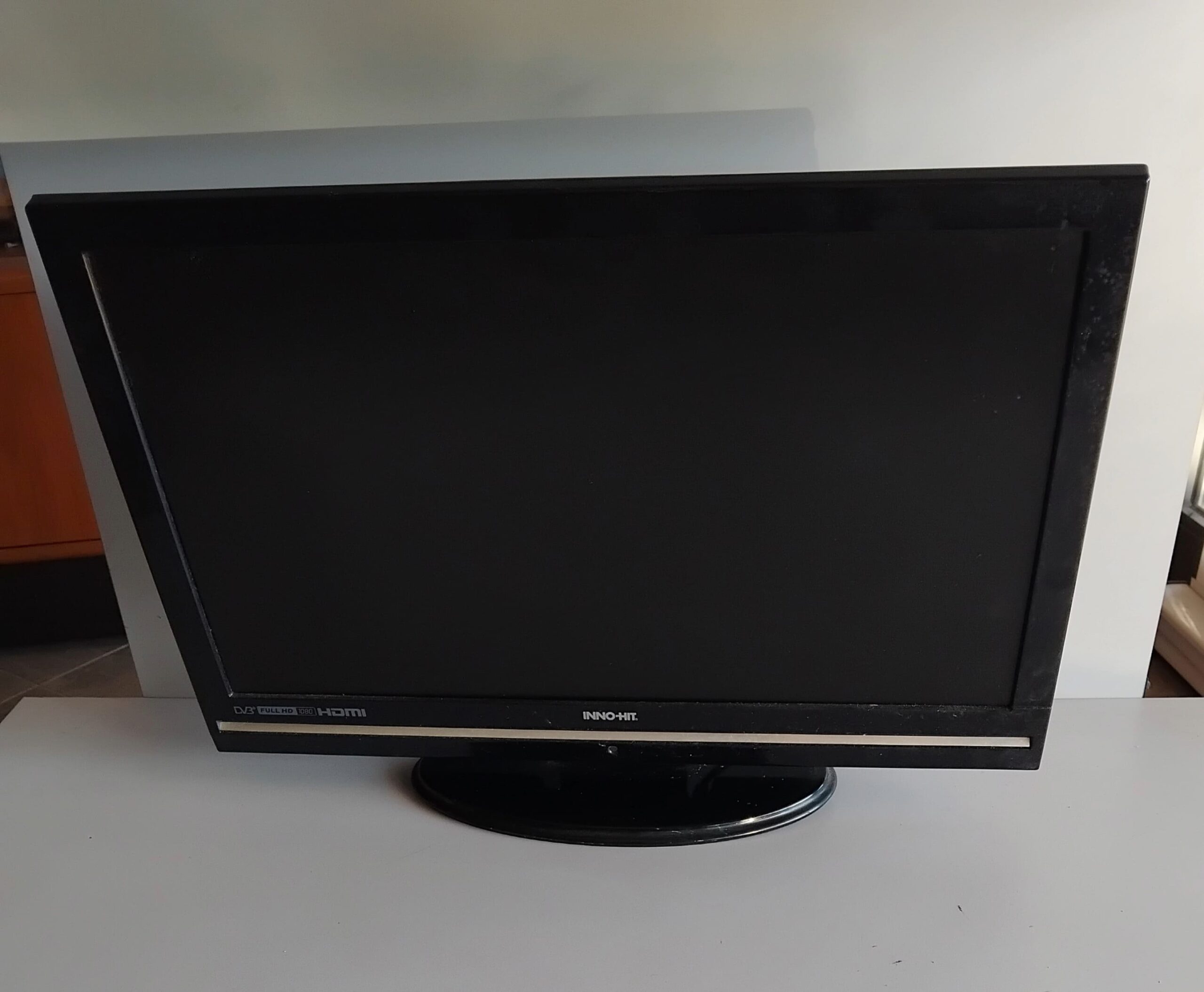 TV INNO HIT 24" FULL HD